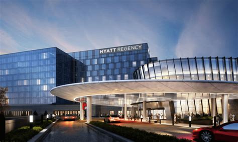 resorts world queens hotel opening.